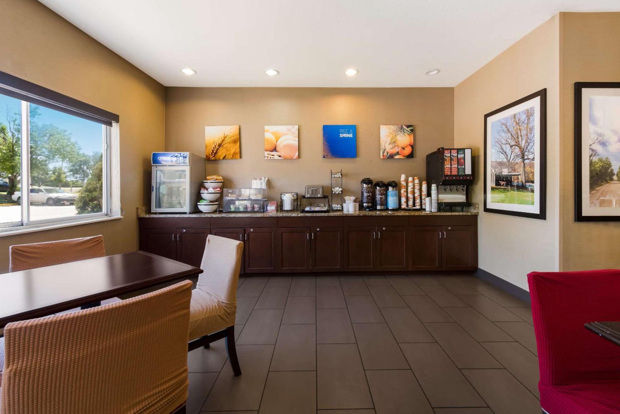 Comfort Inn East Wichita Luaran gambar